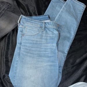 Abercrombie & Fitch high rise super skinny